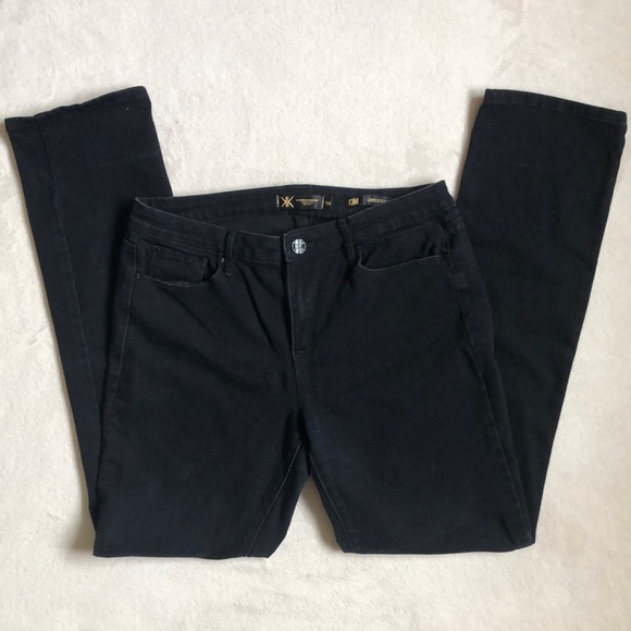 Kardashian Kollection Denim - Kardashian Denim Kim Missy Senora Black Curvy Straight Black Jeans